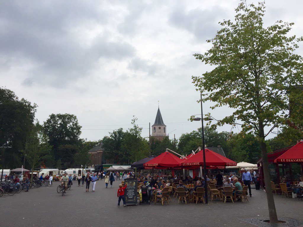 Markt Emmen (c)2016 Martin Lamboo