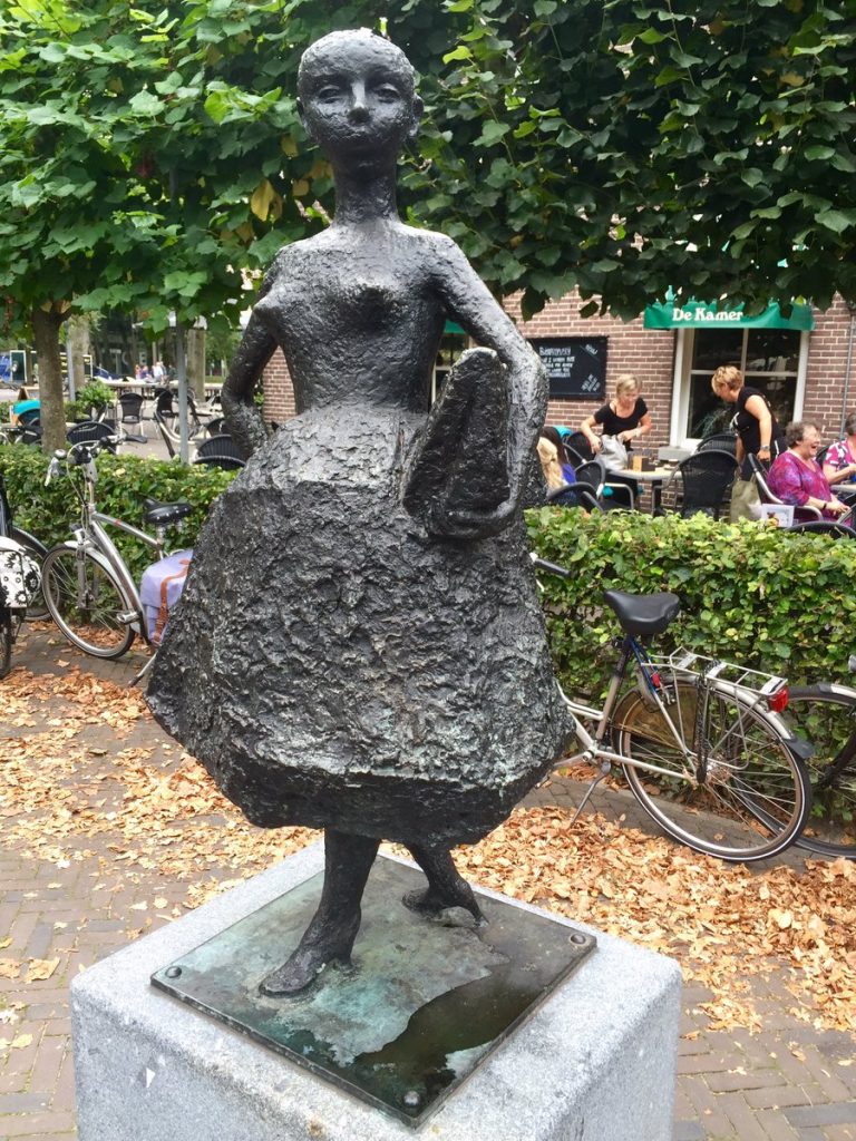 Emmen (c)2016 Martin Lamboo